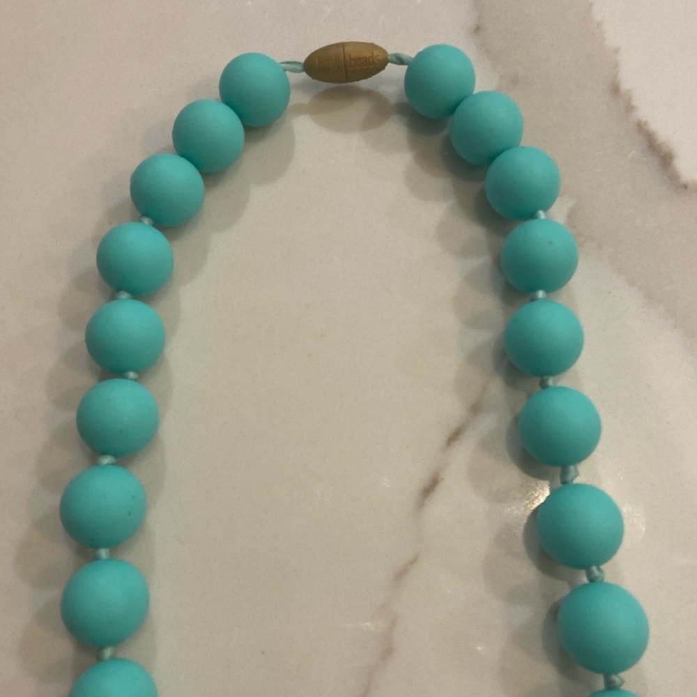 Chewbeads teething necklace